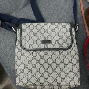 ***** SOLD***** Gucci Crossbody
